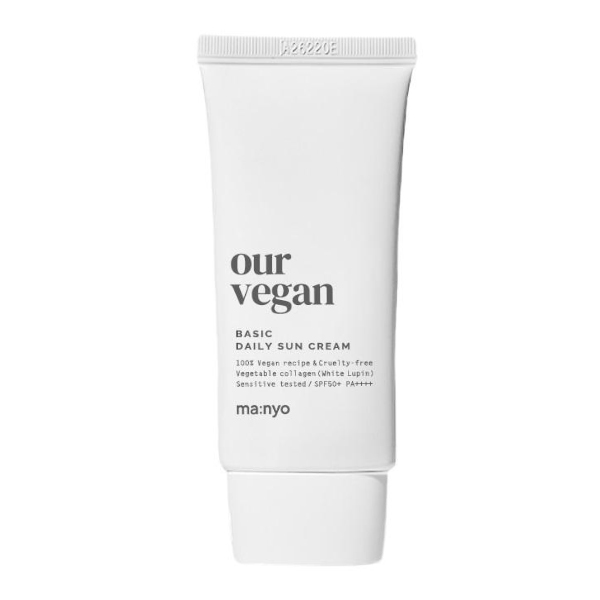 Солнцезащитный крем с веганской формулой  Manyo Factory Our Vegan Sun Cream Basic SPF50+ PA++++