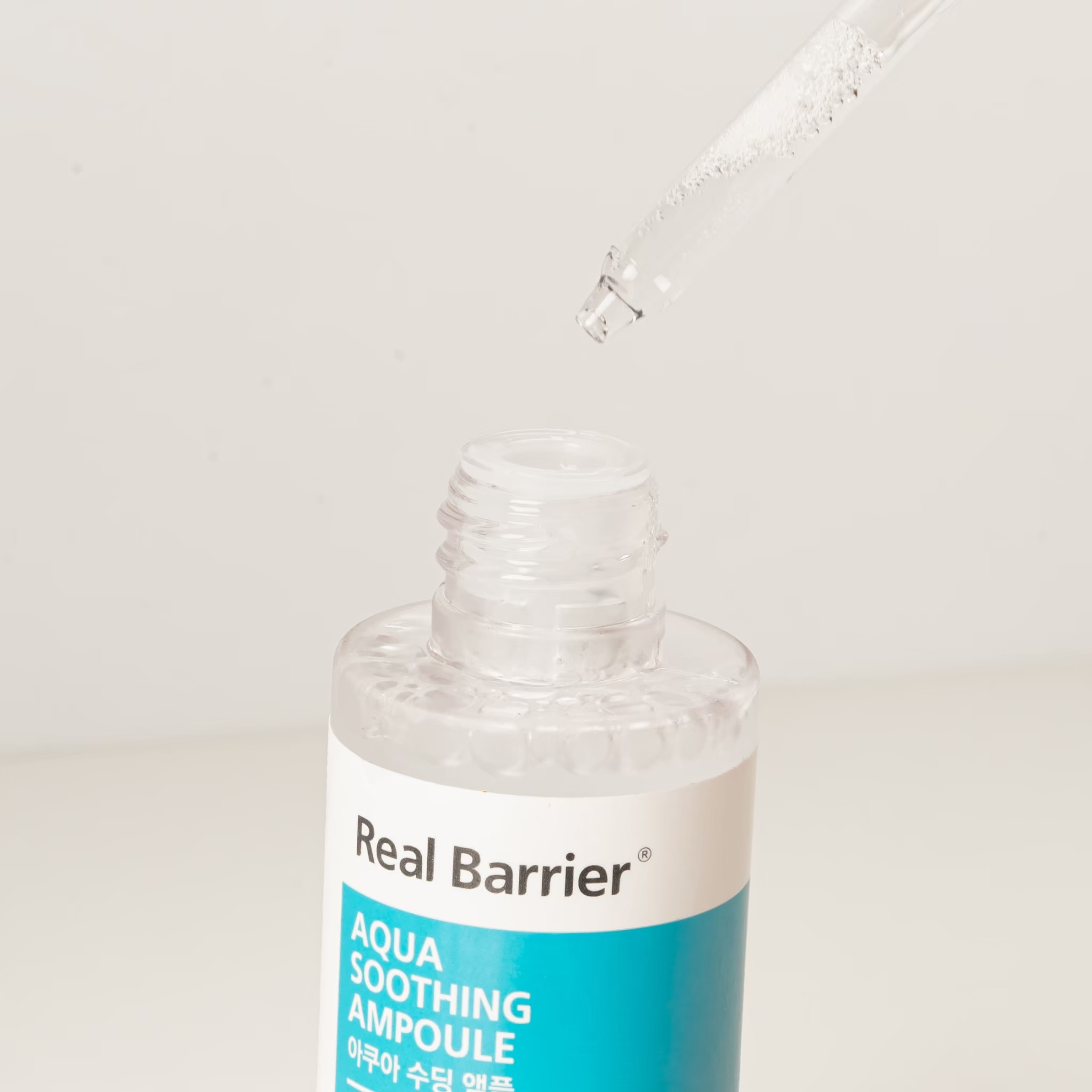 Real Barrier Aqua Soothing Ampoule 23784035 - фото 5