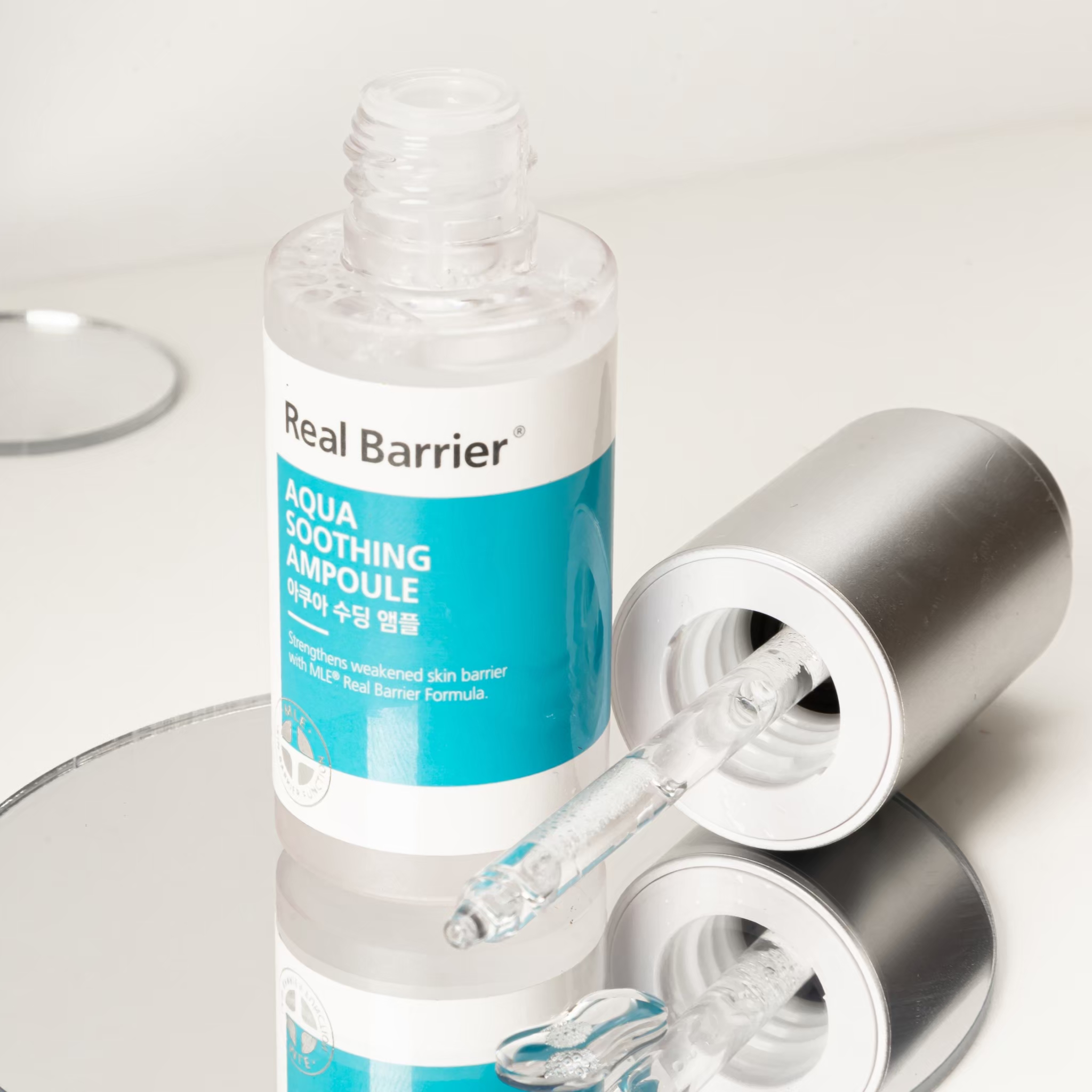 Real Barrier Aqua Soothing Ampoule 23784035 - фото 2