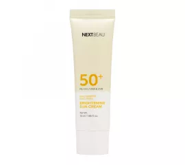 Выравнивающий солнцезащитный крем с ниацинамидом SPF 50+/PA++++ NEXTBEAU Niacinamide Solution Brightening Sun Cream