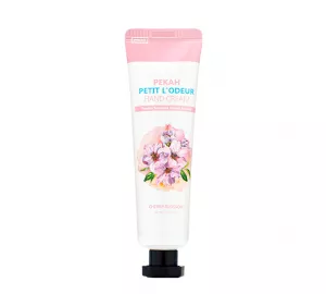 Увлажняющий крем для рук с экстрактом вишни  PEKAH Petit L'odeur Cherry Blossom Hand Cream